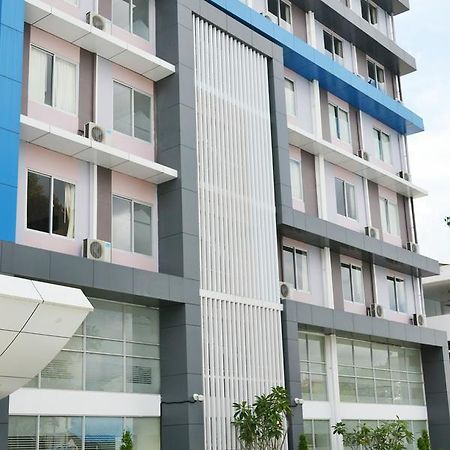 Hotel Broadway Rangoon Buitenkant foto